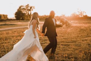 Outdoor wedding photos