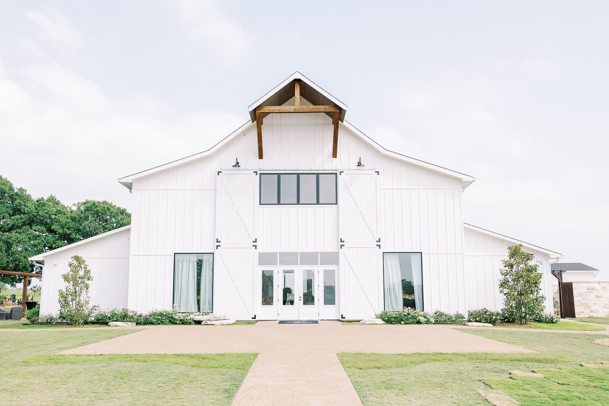 Southern-charm-wedding-venue-barn