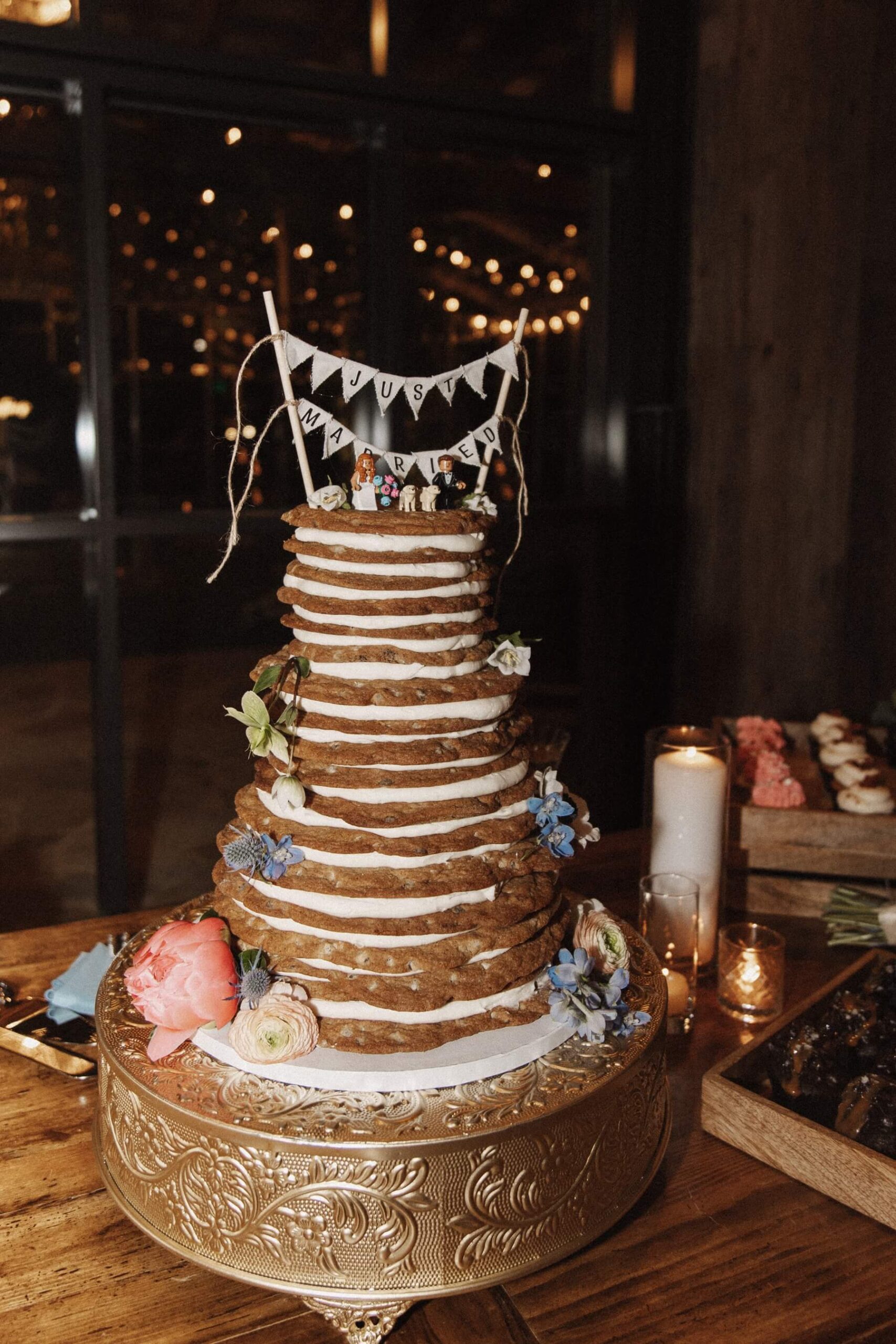 Naked cake with uneven layers