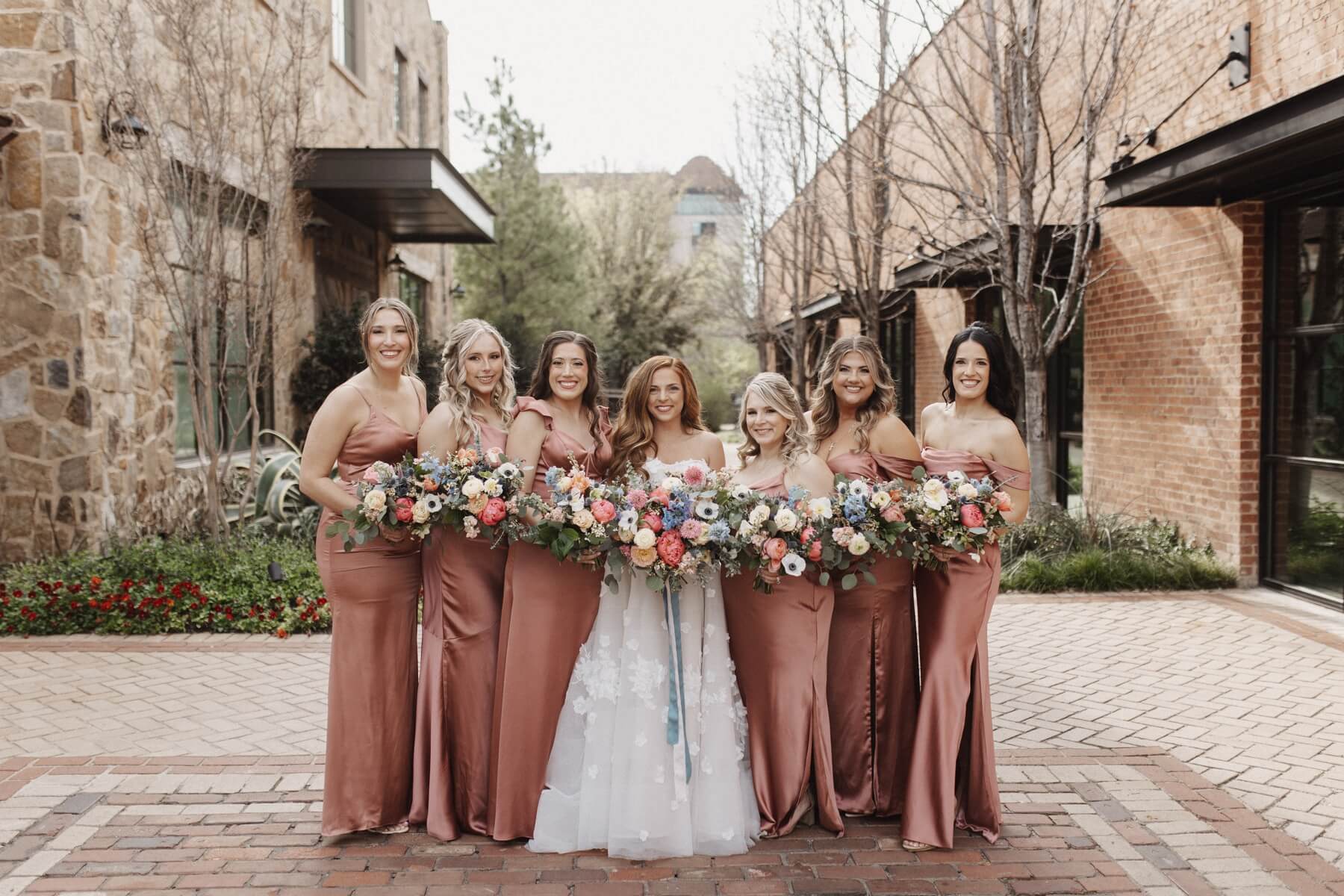 Bride with bridesmaids at Hotel Drover